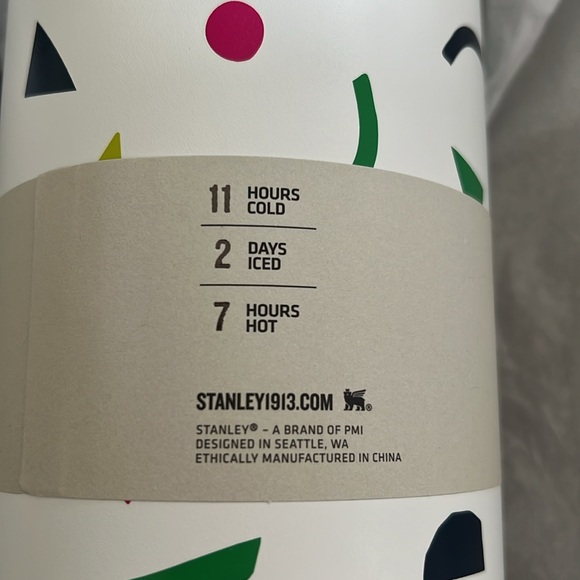 NWT Frost White Abstract Geos Stanley 40 oz Flowstate Tumbler with Clear Straw - Picture 9 of 9